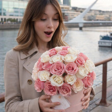 Box Cilindro de Rosas Rosada y Blancas