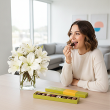Cubo Con Liliums Mas Trufas