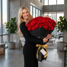 Ramo en Cono por 100 Rosas  Luxury
