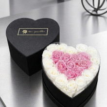 Box Corazón Premium 24 Rosas Blancas y Rosadas Eternas Importadas