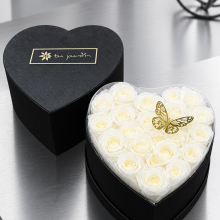Box Corazón Premium 24 Rosas Eternas Blancas Importadas